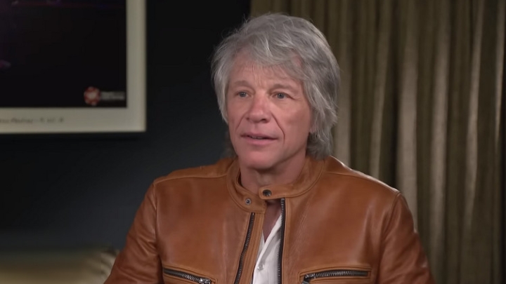 "Está nas mãos de Deus agora", diz Jon Bon Jovi sobre luta para recuperar a sua voz