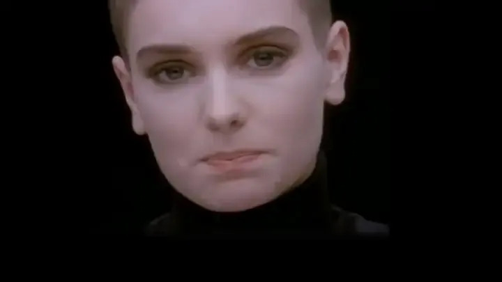 Causa da morte de Sinéad O' Connor é revelada