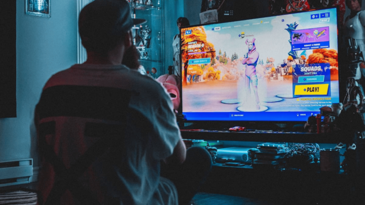 Xbox Series, PlayStation 5 ou PC gamer: qual vale mais a pena em 2025?